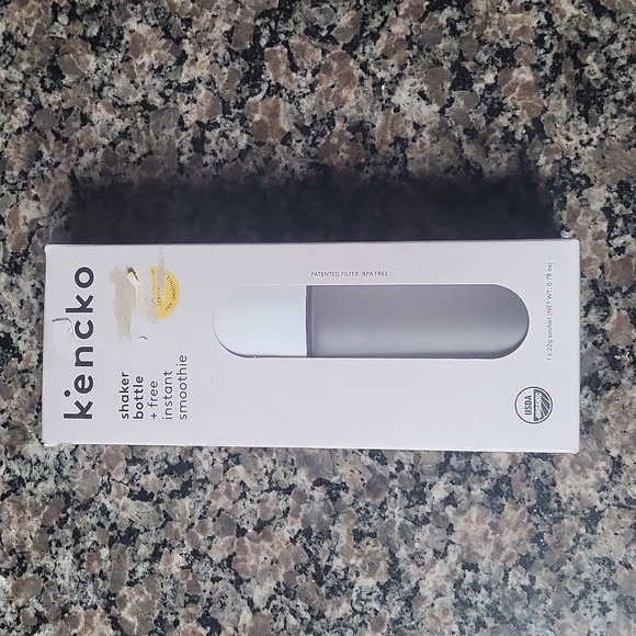 KENCKO shaker bottle & free instant smoothie new in box filter is BPA free - Picture 2 of 7